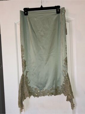NWT deadstock Mandalay mint Green Skirt with Gold Lace Trim